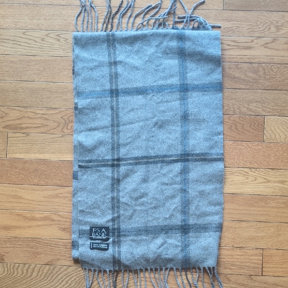 Jos. A. Bank Gray and Black Checkered Scarf - Picture 3 of 4